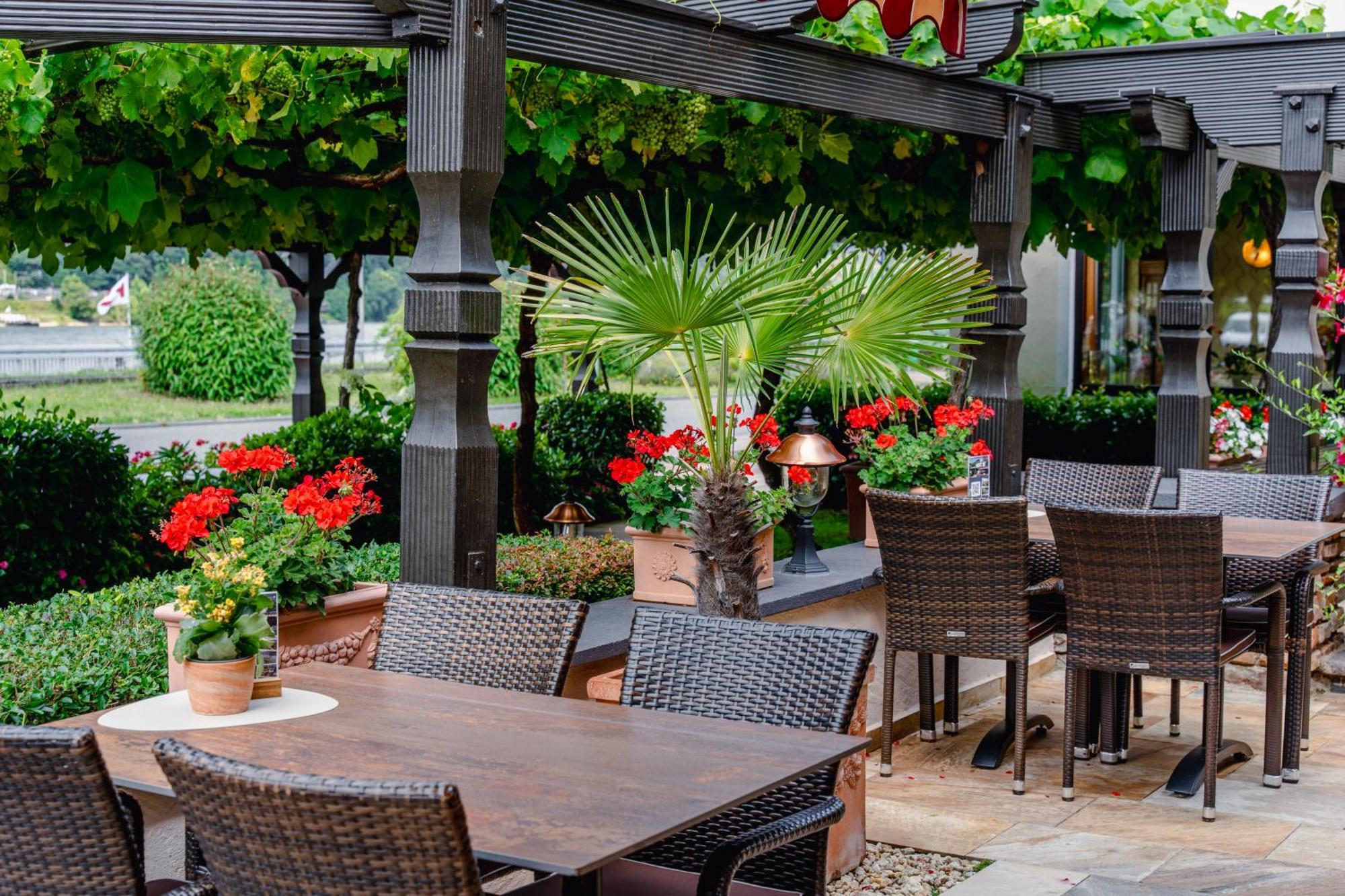 רודסהיים אם ריין Hotel Unter Den Linden מראה חיצוני תמונה